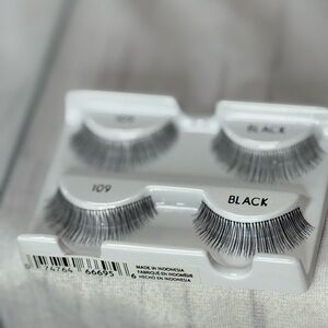 Black False Eyelashes Set